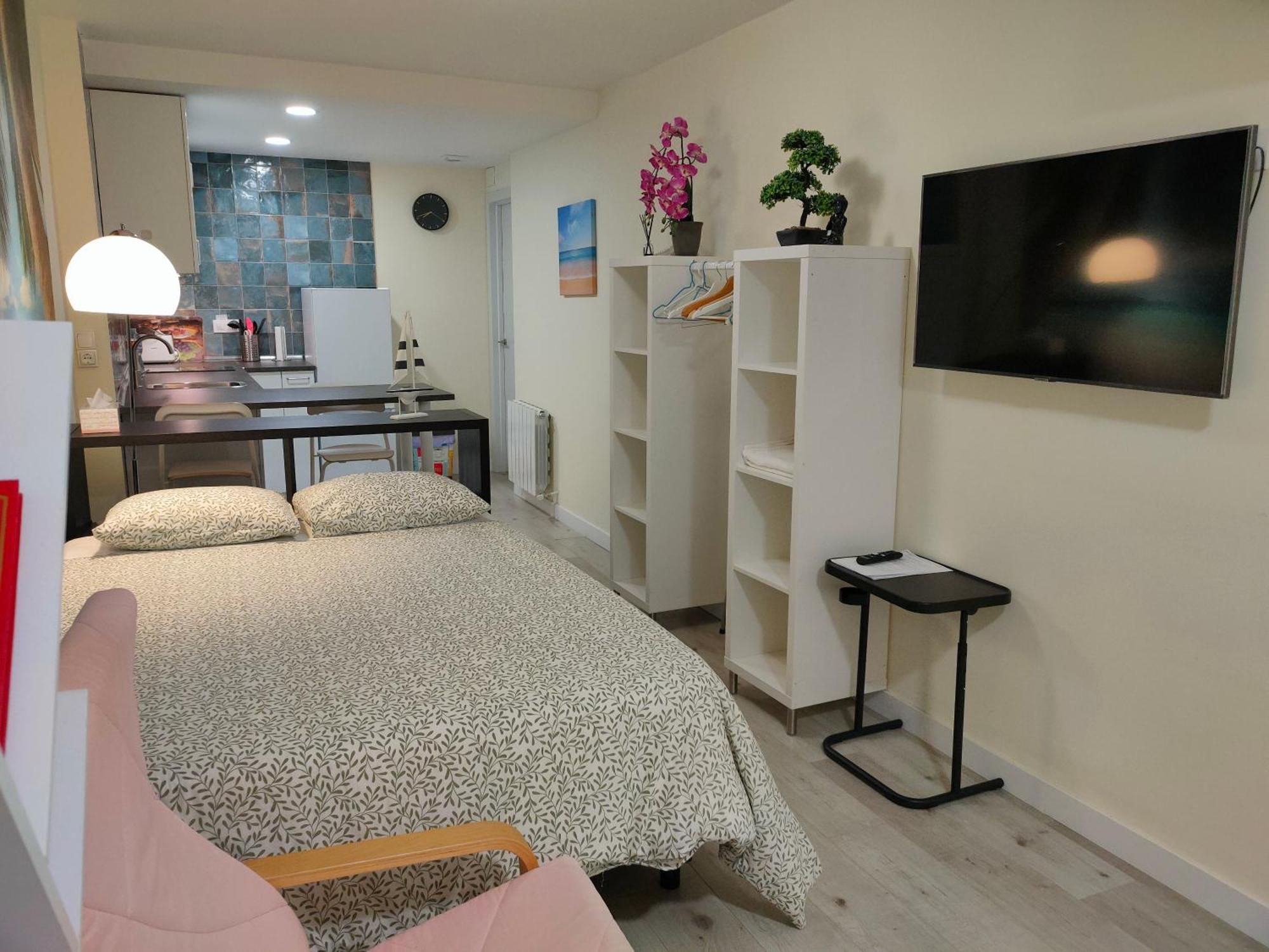 Megaleon Apartment *
