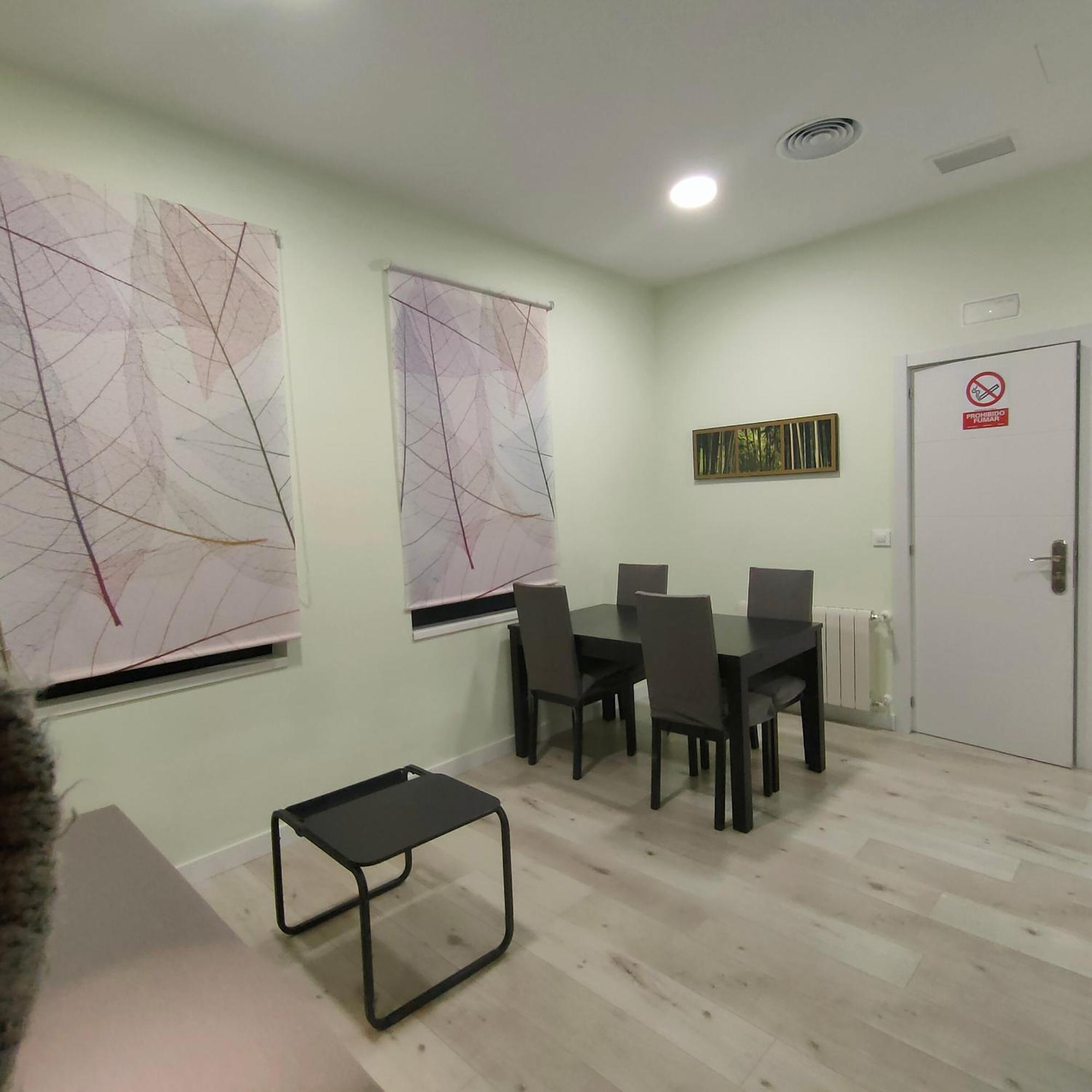 Megaleon Appartement *
